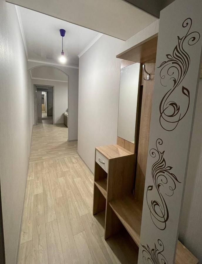 Apartment On Kievskaya Street Bishkek Exteriör bild